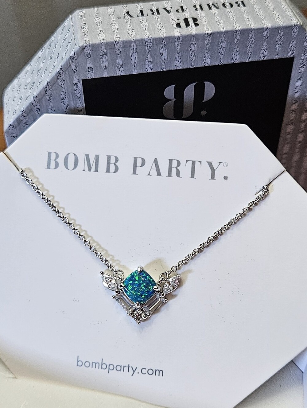 The Sterling Club ●RETIRED● Bomb Party Necklace RBP3986 ☆RETRO☆